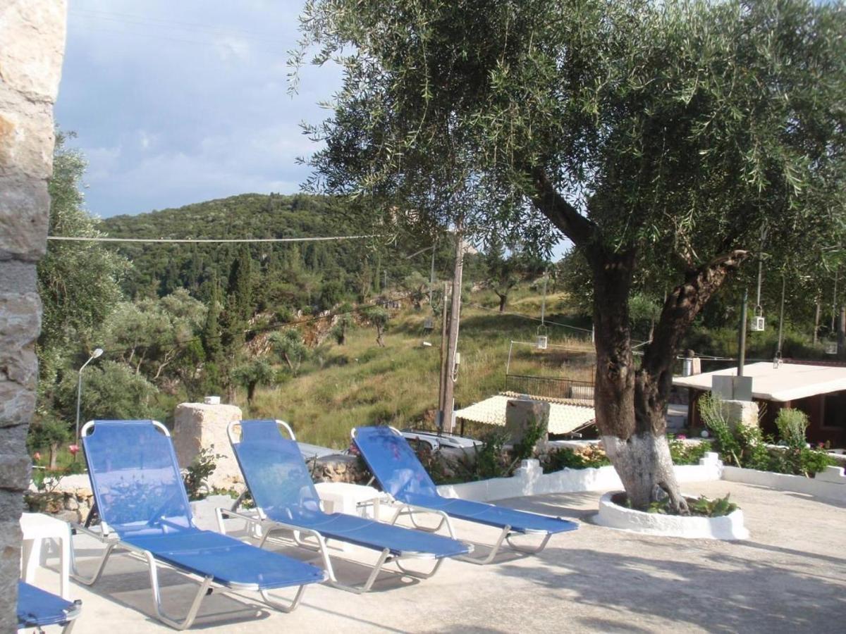 Korina Studios Paleokastritsa Bagian luar foto